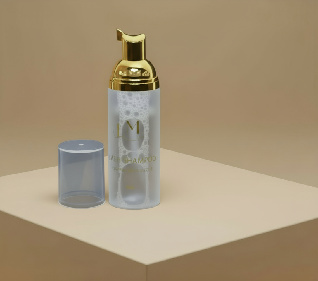Lash shampoo