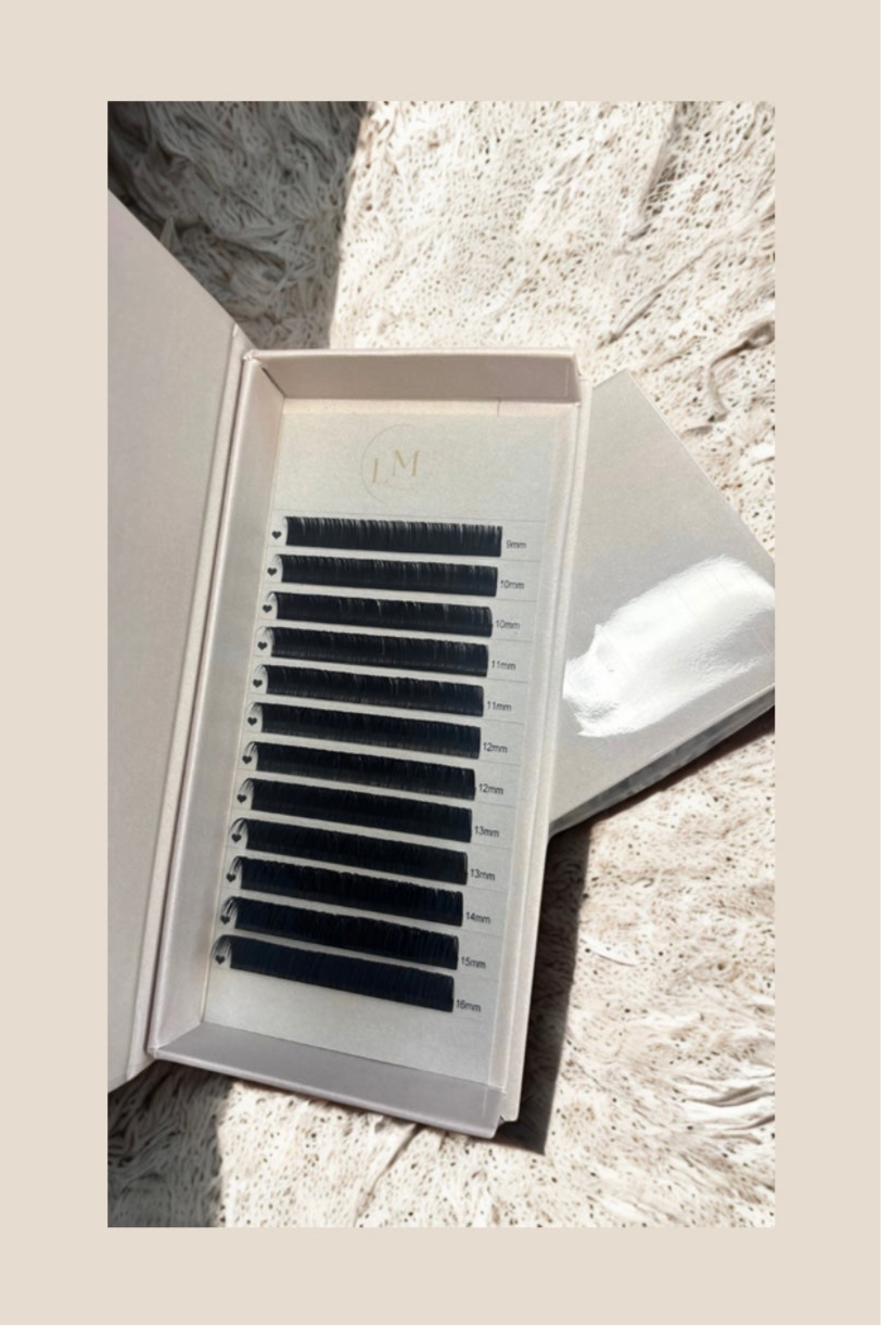 classic lashes
